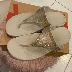 FitFlop “Electra” sz 11 pale gold